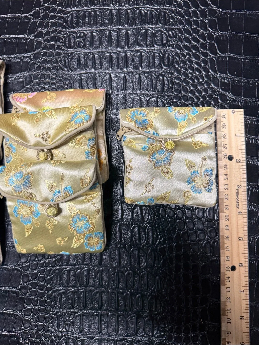 Honora set gold